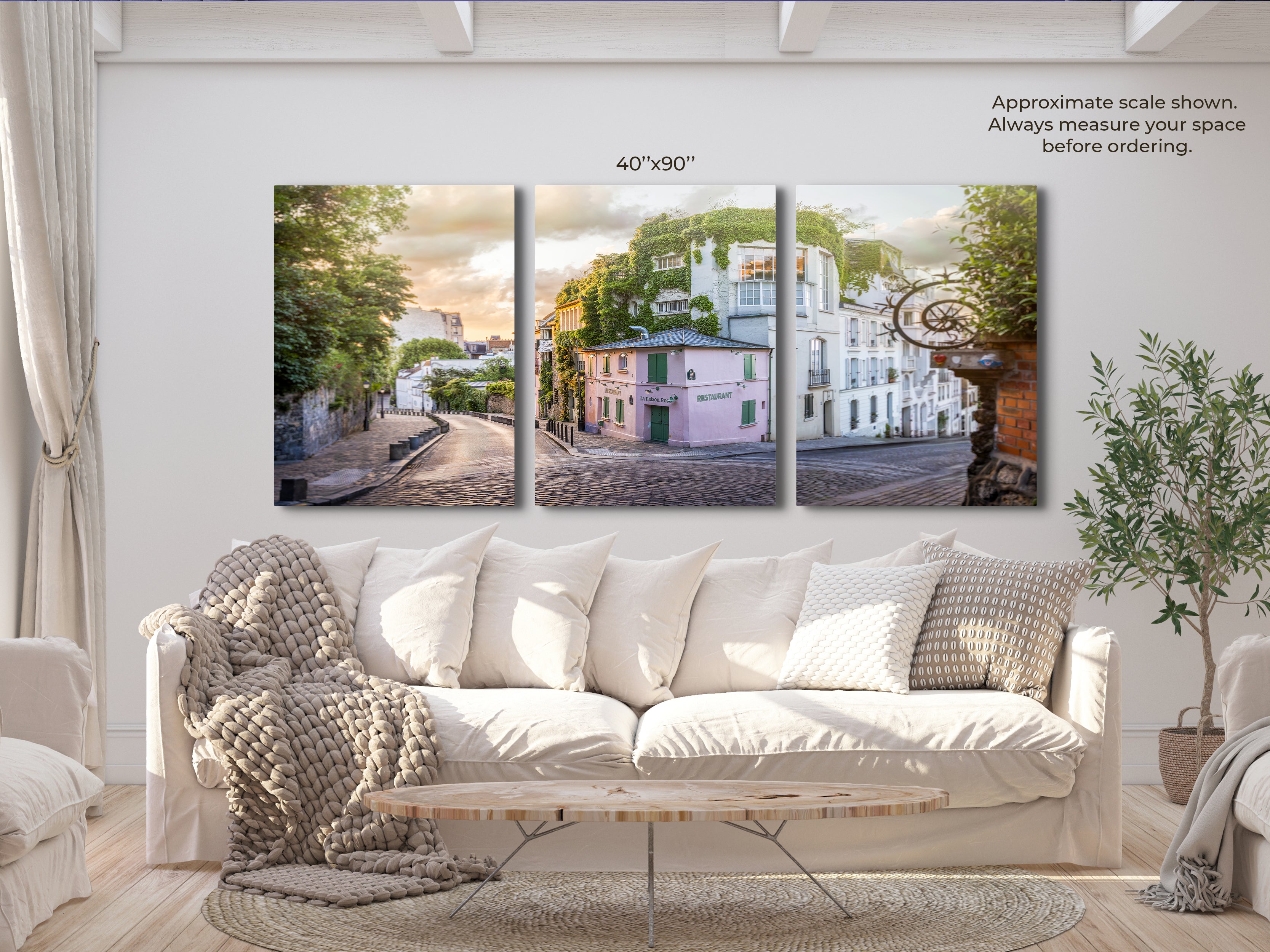 La Maison Rose at Dusk