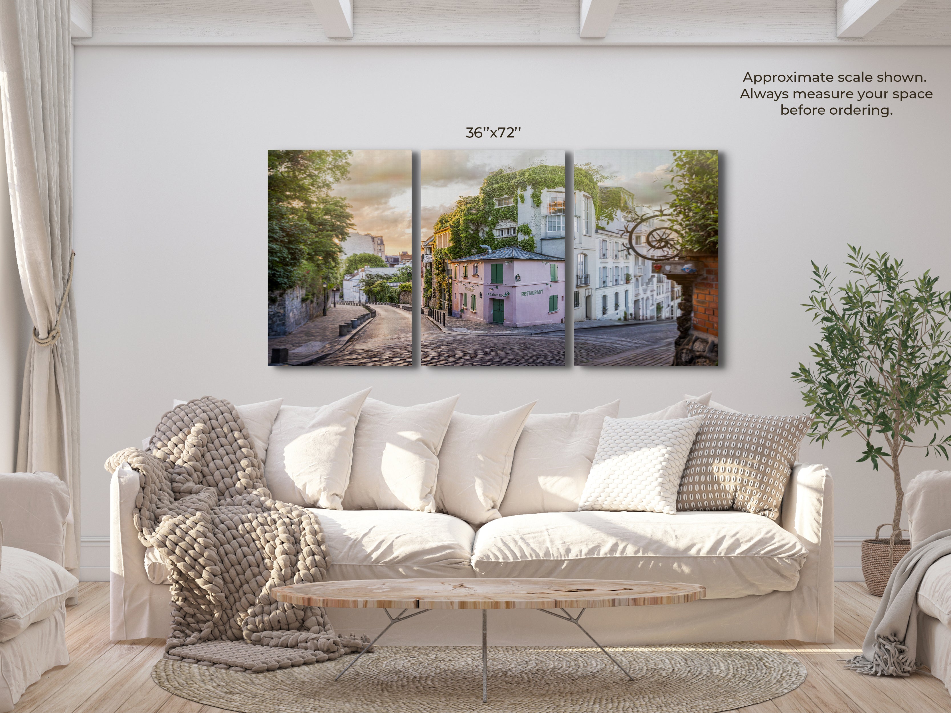 La Maison Rose at Dusk