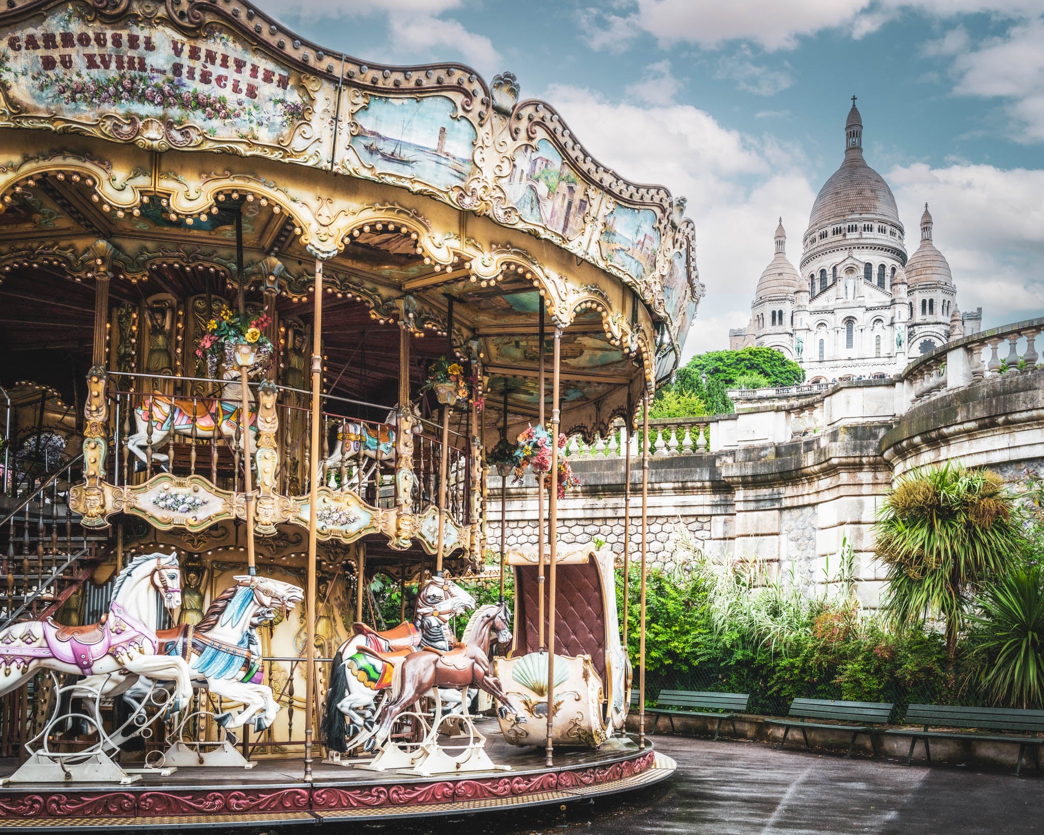 Carousel at Sacré-Cœur