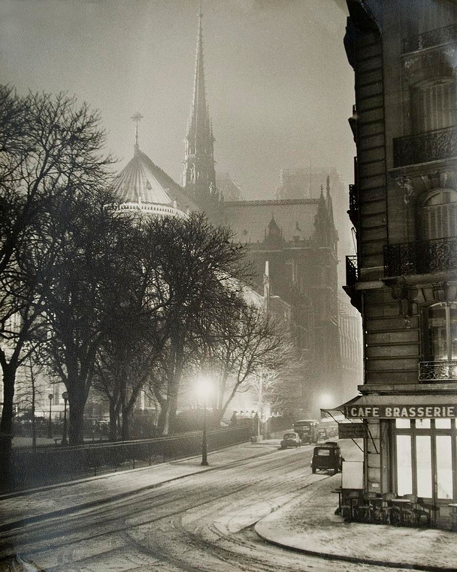 Notre Dame un Soir de Neige